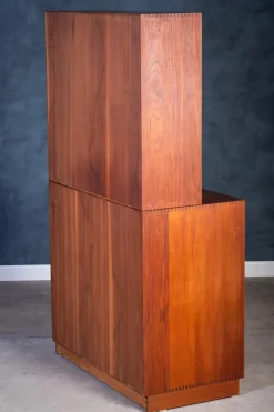 Pamono Wall Unit in Teak by Peter Hvidt & Orla Mølgaard for Søborg Møbelfabrik, 1950s><noscript><img width=