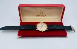 Pamono Watch in 750 Thousandths Gold Hallmarked with Owl Chronometer from Omega><noscript><img width=