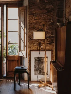 Pamono White and Oak TMM Floor Lamp by Miguel Milá><noscript><img width=