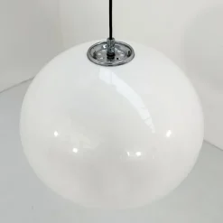 Hot Pamono White Bud Pendant Lamp by Studio 6G for Guzzini, 1970s