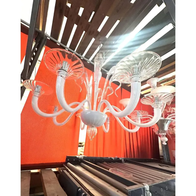 Pamono White Chandelier with Transparent Leaves in Murano Glass by Simoeng> Ceiling Lights