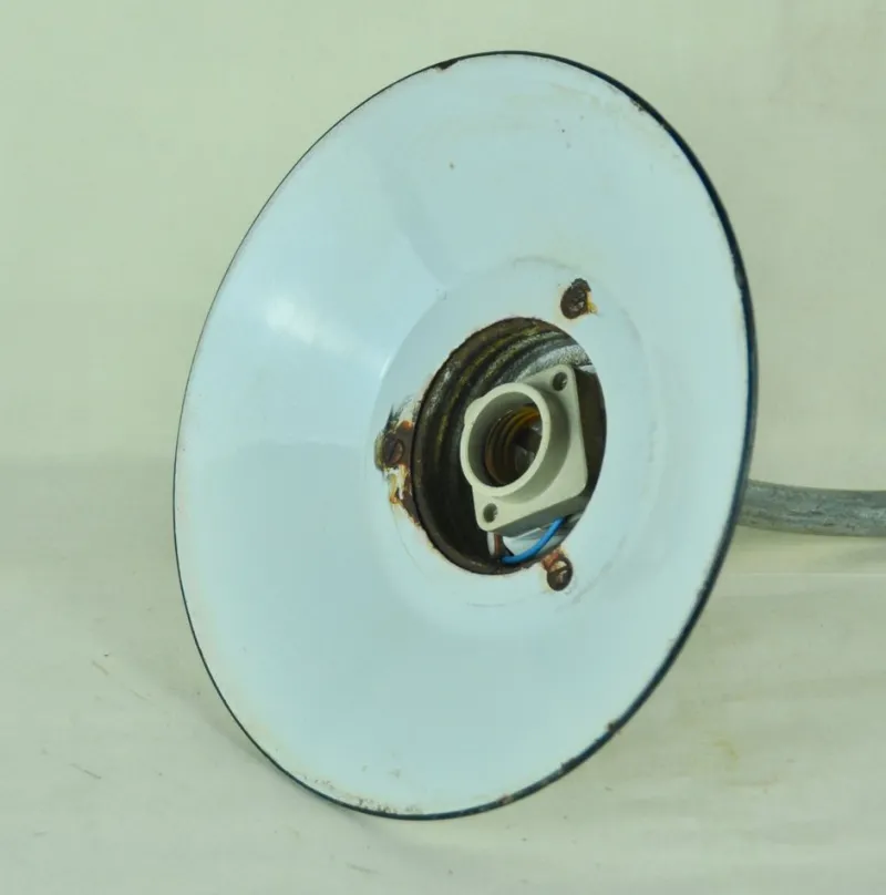 Pamono White Enameled Metal Garden Light, 1940s> Garden Lighting