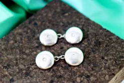 Pamono White Gold Cufflinks with Brilliant-Cut Diamonds, Set of 2> Cufflinks