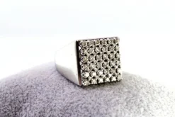New Pamono White Gold Ring with Brilliant-Cut Diamonds
