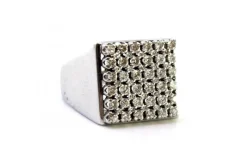 New Pamono White Gold Ring with Brilliant-Cut Diamonds