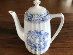 Pamono White Porcelain Jug, Bavaria, 1950s> Bottles, Carafes & Jugs