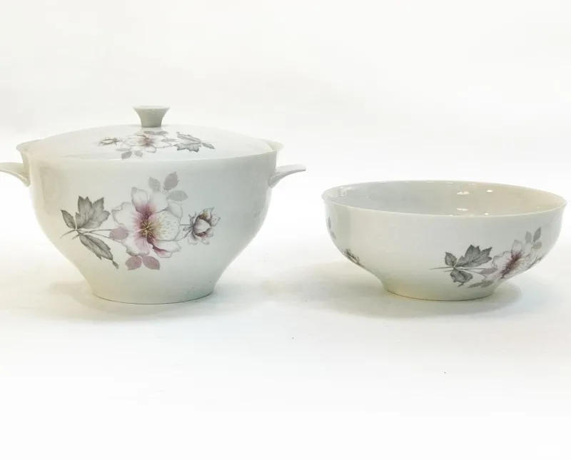 Clearance Pamono White Porcelain Tableware Set from Bidasoa, 1960s, Set of 27