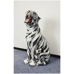 Pamono White Tiger Figurine in Ceramic by Ceramiche Boxer> Sculpture