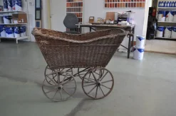 Pamono Wicker & Wood Pram, 1930s><noscript><img width=
