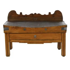 Pamono Wooden Butcher's Block, 1800s> Worktables & Workbenches
