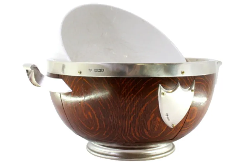 Online Pamono Wooden Salad Bowl with Silver Applications, Porcelain Core and Shield-Shaped Cards for Monograms