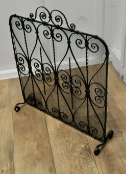 Discount Pamono Wrought Iron Fire Screen