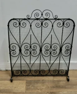 Discount Pamono Wrought Iron Fire Screen