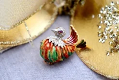 New Pamono Yellow and White Gold Brooch with Diamonds